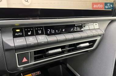 Седан Toyota Camry 2024 в 