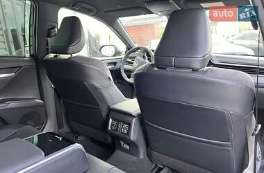 Седан Toyota Camry 2024 в 