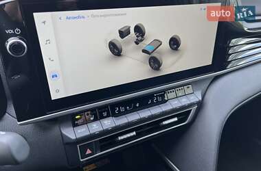 Седан Toyota Camry 2024 в 