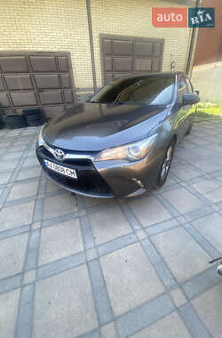 Седан Toyota Camry 2016 в Харькове