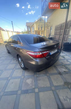 Седан Toyota Camry 2016 в 
