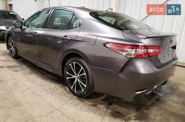 Седан Toyota Camry 2019 в 