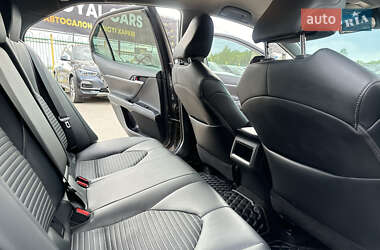 Седан Toyota Camry 2018 в 
