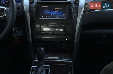 Седан Toyota Camry 2016 в 
