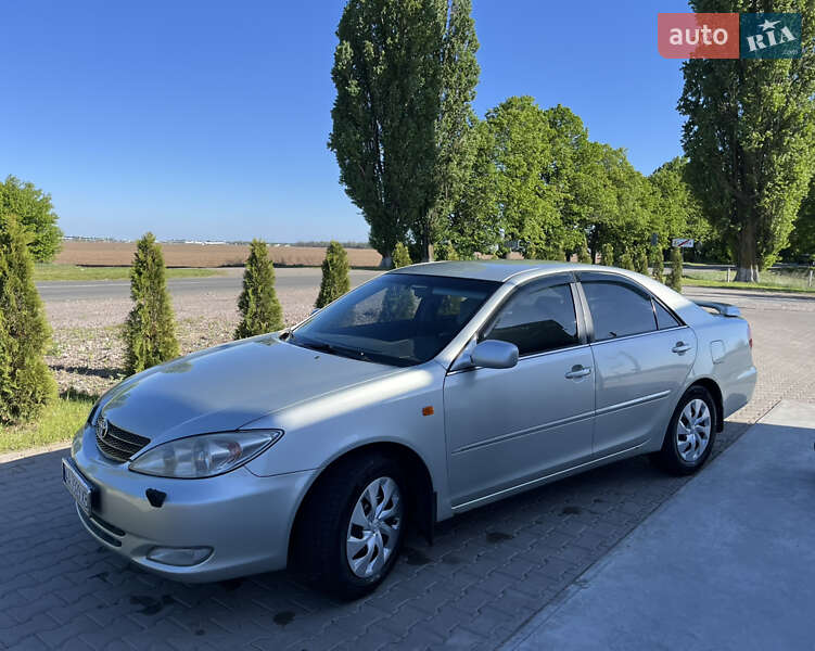 Toyota Camry 2003
