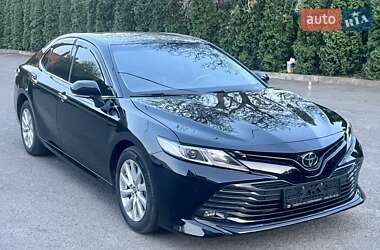 Седан Toyota Camry 2018 в 