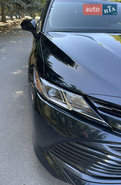 Седан Toyota Camry 2017 в 