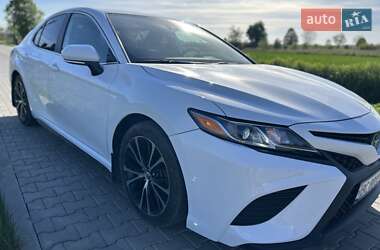 Седан Toyota Camry 2020 в 