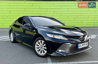 Седан Toyota Camry 2017 в 