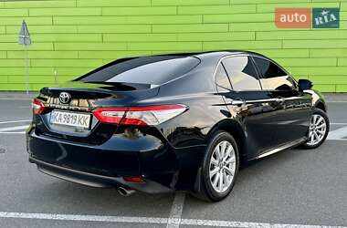 Седан Toyota Camry 2017 в 