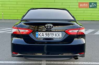 Седан Toyota Camry 2017 в 