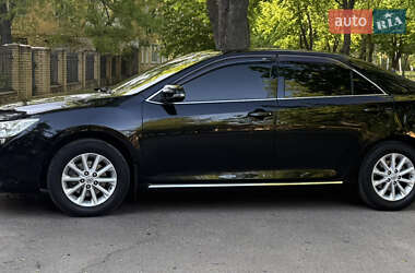 Седан Toyota Camry 2012 в 