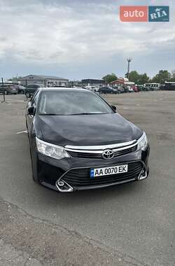 Седан Toyota Camry 2014 в Києві
