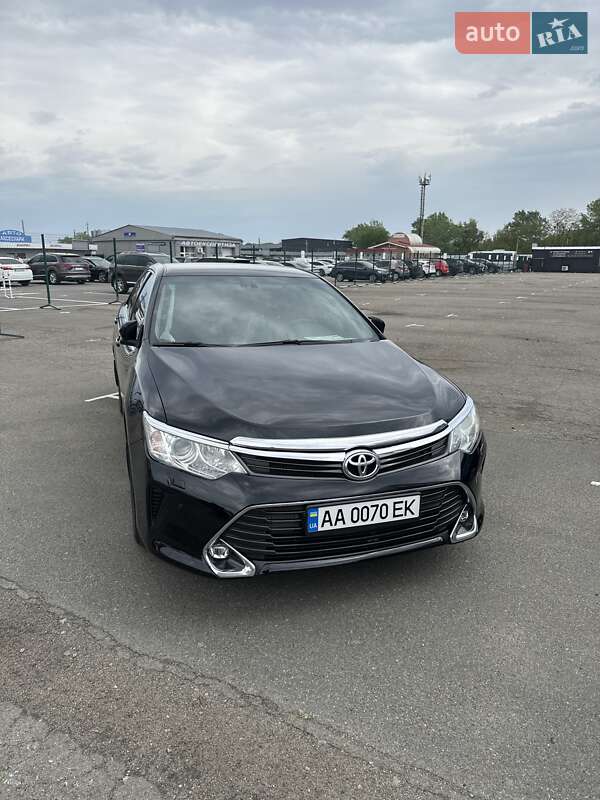 Toyota Camry 2014