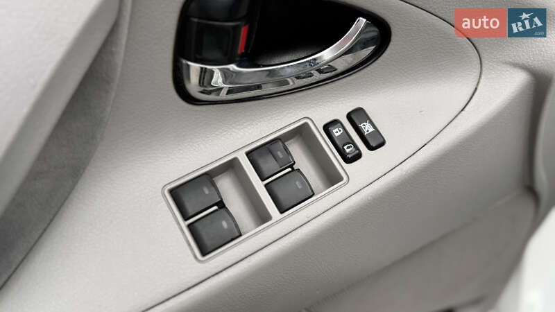 Седан Toyota Camry 2011 в Вінниці
