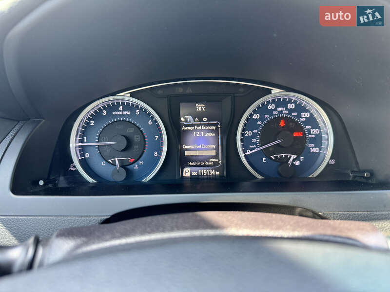 Седан Toyota Camry 2016 в Черкасах