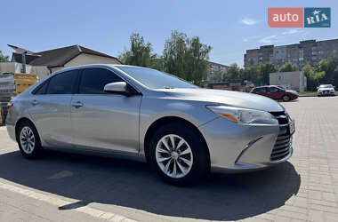 Седан Toyota Camry 2016 в Черкасах