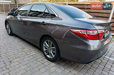 Седан Toyota Camry 2014 в 