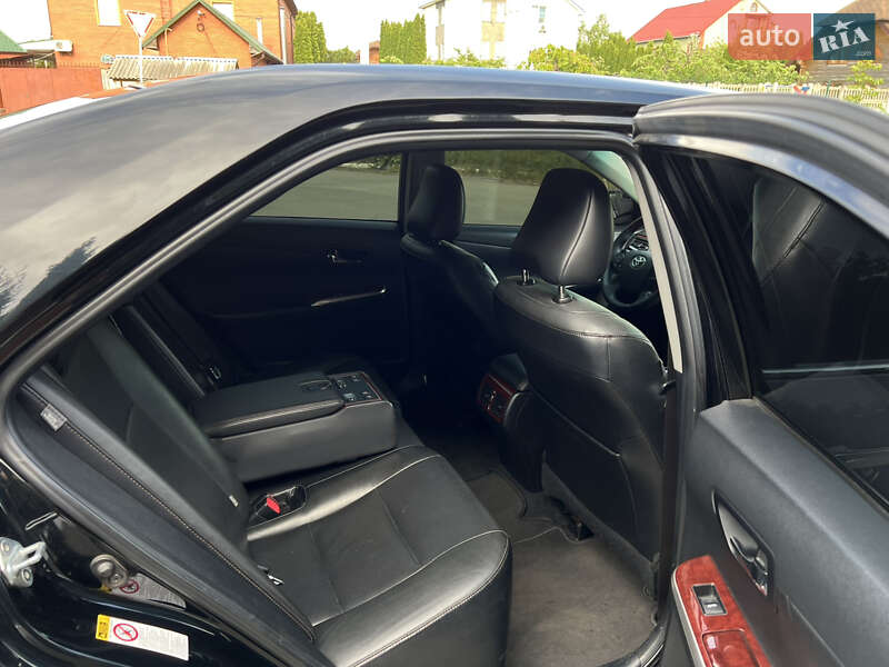 Седан Toyota Camry 2013 в Киеве
