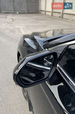 Седан Toyota Camry 2019 в 