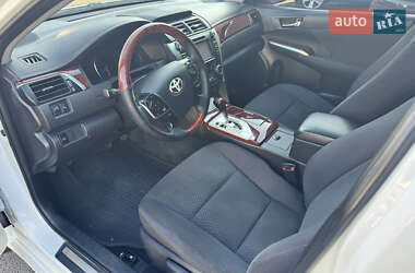 Седан Toyota Camry 2012 в 