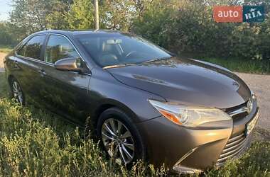 Седан Toyota Camry 2015 в 