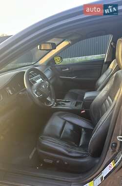 Седан Toyota Camry 2015 в 