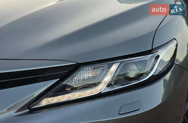 Седан Toyota Camry 2022 в 