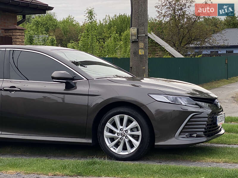 Седан Toyota Camry 2021 в Києві