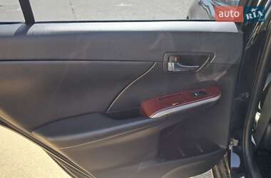 Седан Toyota Camry 2013 в 