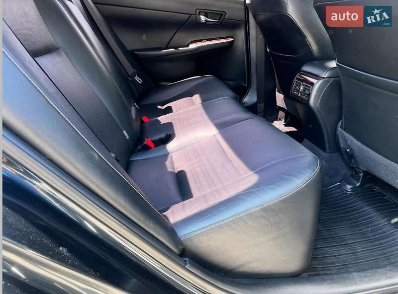 Седан Toyota Camry 2017 в Кременчуці