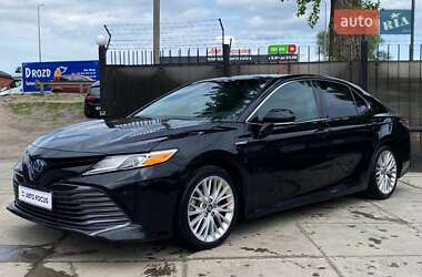 Седан Toyota Camry 2017 в 