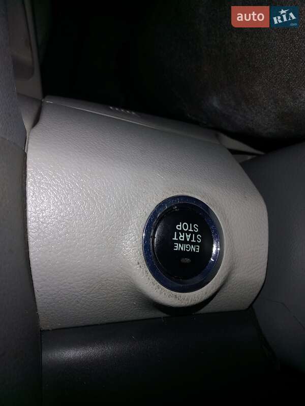Седан Toyota Camry 2011 в Стрые
