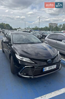 Седан Toyota Camry 2021 в Киеве