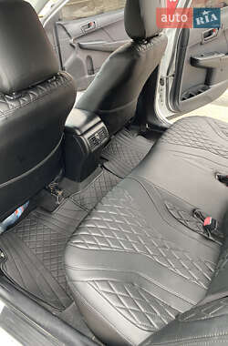 Седан Toyota Camry 2015 в 