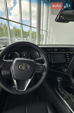 Седан Toyota Camry 2017 в 