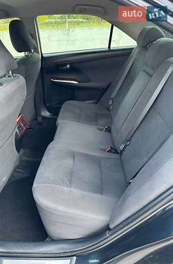 Седан Toyota Camry 2012 в 