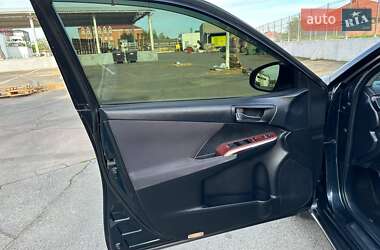 Седан Toyota Camry 2012 в 
