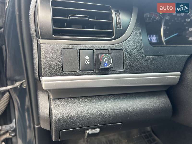 Седан Toyota Camry 2015 в Одессе