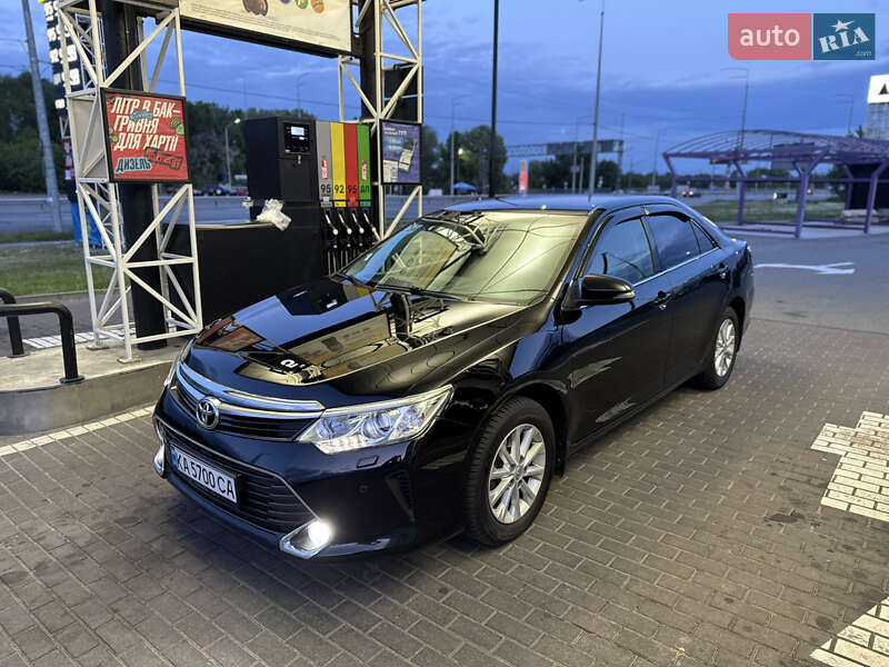 Toyota Camry 2014