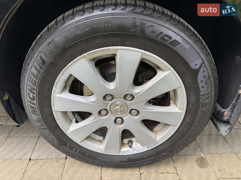 Седан Toyota Camry 2007 в Мукачевому