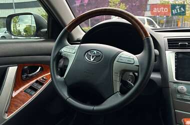 Седан Toyota Camry 2008 в 