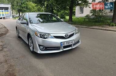 Седан Toyota Camry 2014 в 