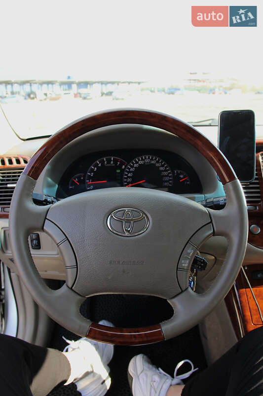 Седан Toyota Camry 2006 в Києві