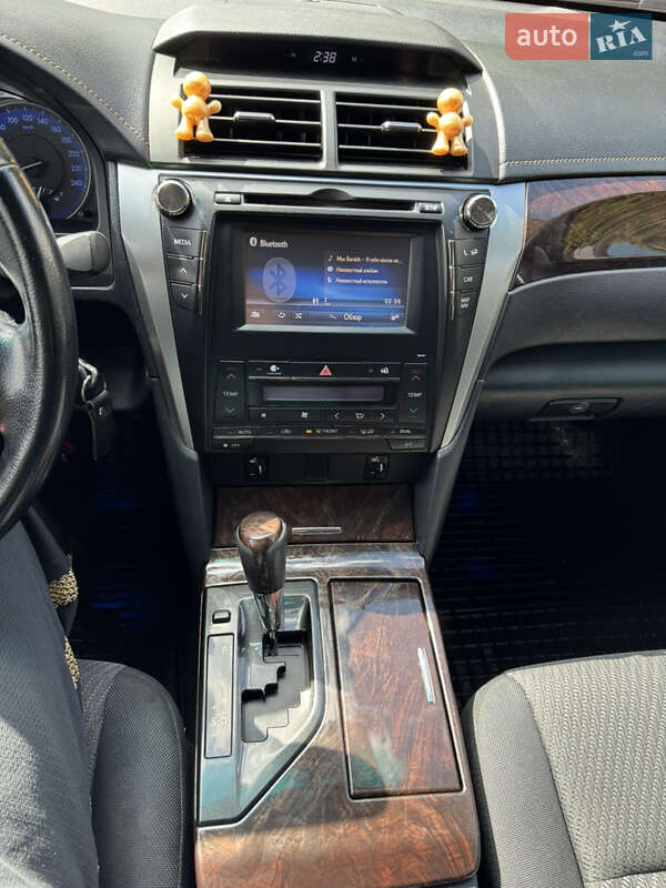 Седан Toyota Camry 2015 в Києві