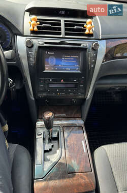 Седан Toyota Camry 2015 в 
