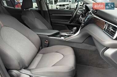 Седан Toyota Camry 2018 в 
