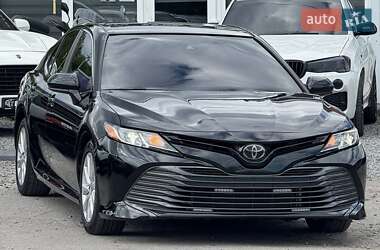 Седан Toyota Camry 2018 в 
