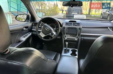 Седан Toyota Camry 2014 в 