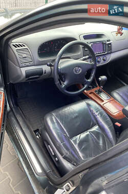 Седан Toyota Camry 2002 в 